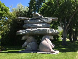 PUBLIC ART I don't know if they're permanent or not, but near the Legislature building I saw a bunch of bear sculptures, which I liked.