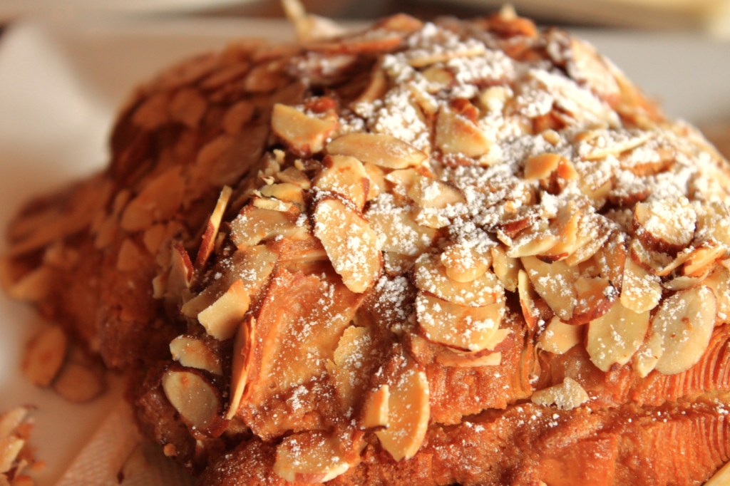 How to eat an almond croissant